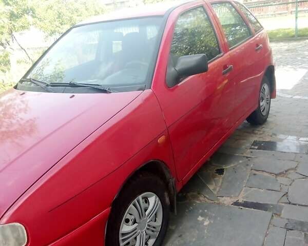 Червоний Сеат Ibiza, об'ємом двигуна 1.27 л та пробігом 68 тис. км за 1500 $, фото 1 на Automoto.ua