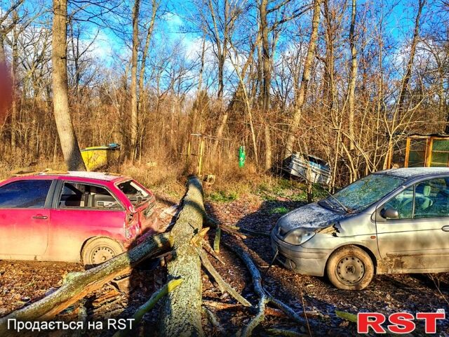 Червоний Сеат Ibiza, об'ємом двигуна 1 л та пробігом 0 тис. км за 1000 $, фото 8 на Automoto.ua