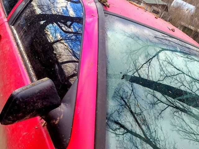 Червоний Сеат Ibiza, об'ємом двигуна 1 л та пробігом 0 тис. км за 1000 $, фото 4 на Automoto.ua