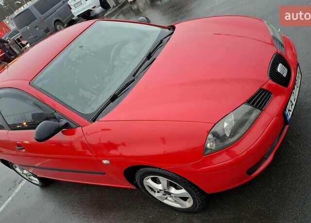 Красный Сеат Ибица, объемом двигателя 1.4 л и пробегом 244 тыс. км за 3300 $, фото 1 на Automoto.ua