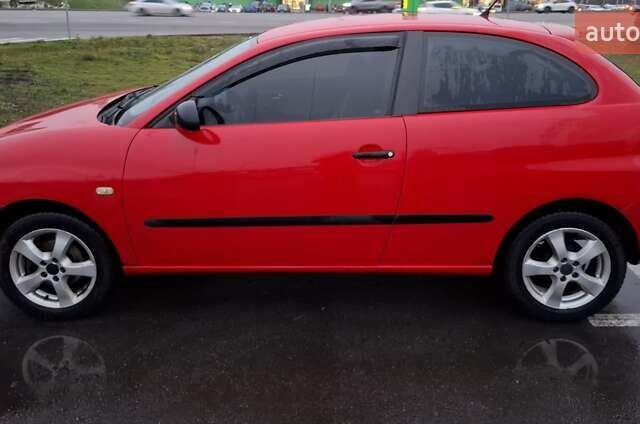 Красный Сеат Ибица, объемом двигателя 1.4 л и пробегом 244 тыс. км за 3300 $, фото 3 на Automoto.ua