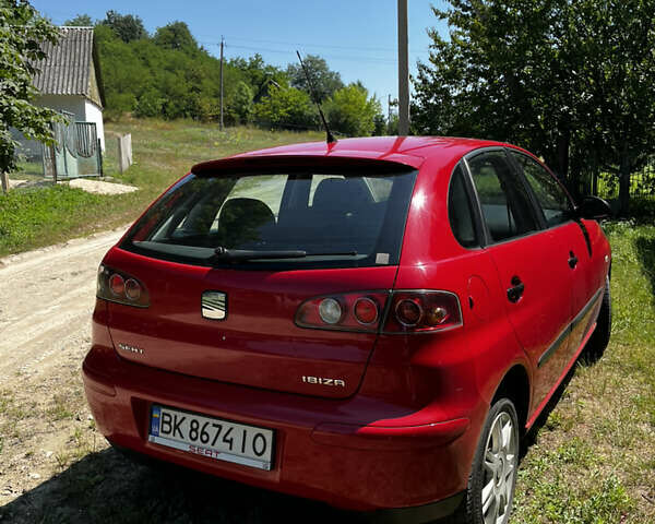 Червоний Сеат Ibiza, об'ємом двигуна 1.4 л та пробігом 161 тис. км за 3250 $, фото 2 на Automoto.ua