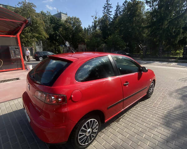 Красный Сеат Ибица, объемом двигателя 1.39 л и пробегом 166 тыс. км за 3499 $, фото 2 на Automoto.ua