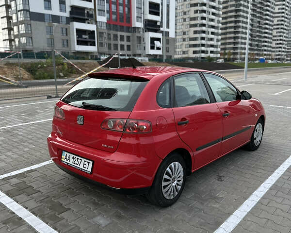 Червоний Сеат Ibiza, об'ємом двигуна 1.4 л та пробігом 217 тис. км за 2900 $, фото 4 на Automoto.ua