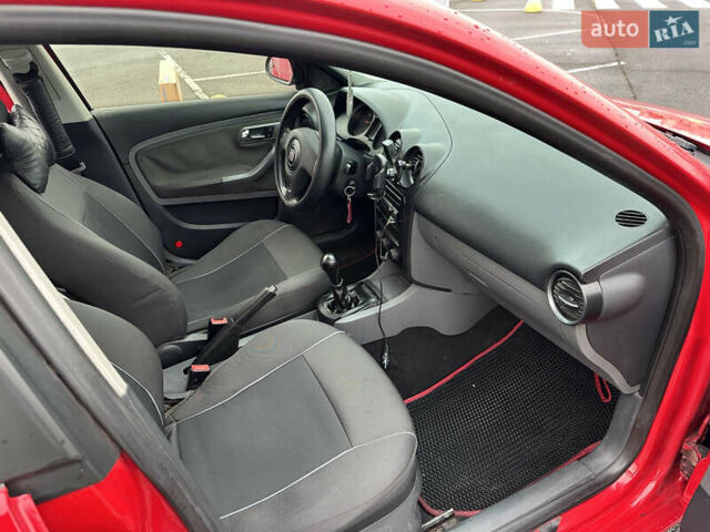 Красный Сеат Ибица, объемом двигателя 1.39 л и пробегом 293 тыс. км за 3800 $, фото 7 на Automoto.ua