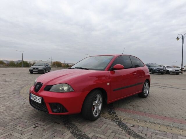 Сеат Ibiza 2006 у Харкові на Automoto.ua Червоний Сеат Ibiza, об'ємом двигуна 2 л та пробігом 130 тис. км за 3800 $, фото 10 на Automoto.ua