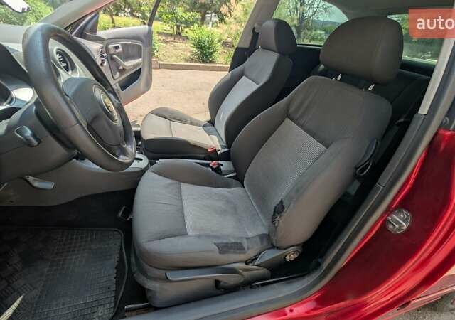 Красный Сеат Ибица, объемом двигателя 1.39 л и пробегом 219 тыс. км за 3900 $, фото 13 на Automoto.ua