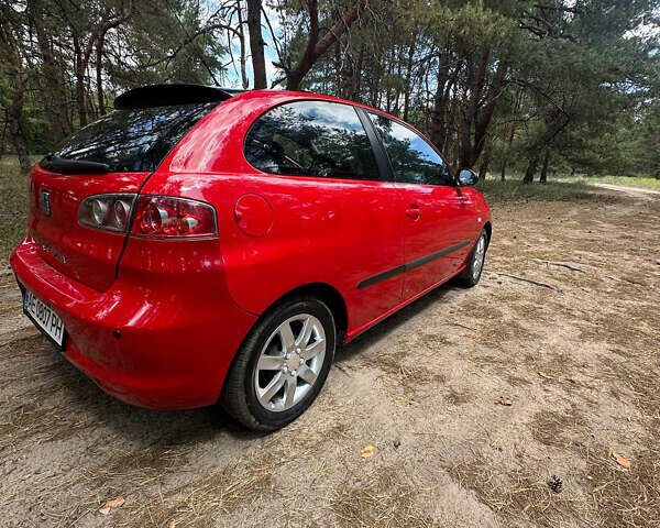 Красный Сеат Ибица, объемом двигателя 1.4 л и пробегом 232 тыс. км за 3500 $, фото 4 на Automoto.ua