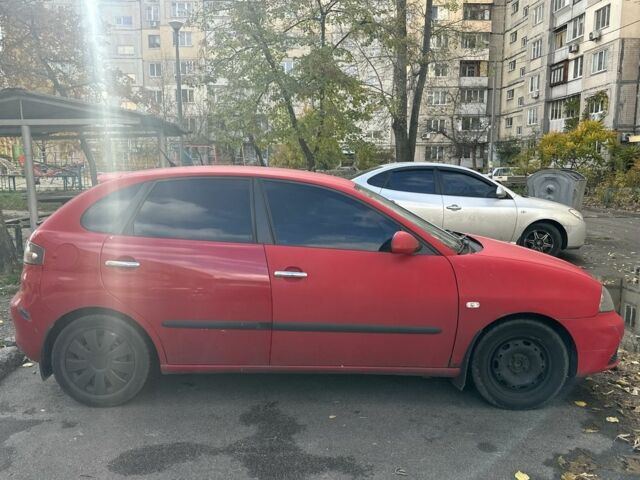 Червоний Сеат Ibiza, об'ємом двигуна 1.4 л та пробігом 230 тис. км за 3000 $, фото 7 на Automoto.ua
