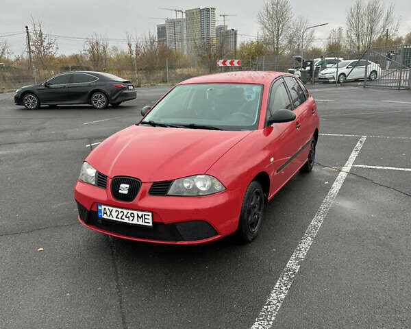 Красный Сеат Ибица, объемом двигателя 1.39 л и пробегом 293 тыс. км за 3800 $, фото 4 на Automoto.ua