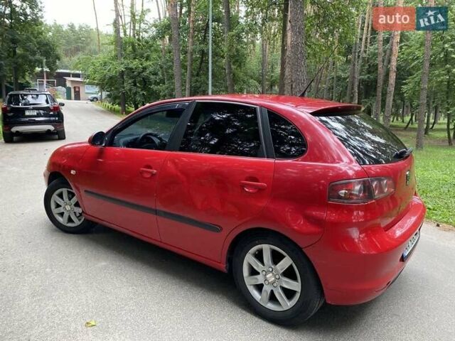 Червоний Сеат Ibiza, об'ємом двигуна 1.4 л та пробігом 250 тис. км за 2600 $, фото 2 на Automoto.ua