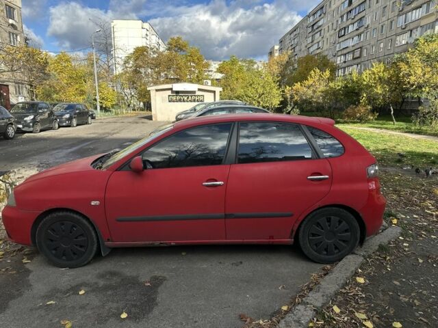 Червоний Сеат Ibiza, об'ємом двигуна 1.4 л та пробігом 230 тис. км за 3000 $, фото 4 на Automoto.ua