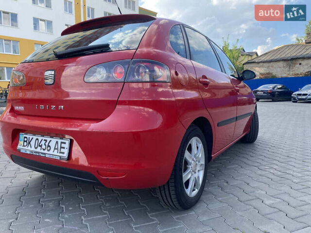 Красный Сеат Ибица, объемом двигателя 1.4 л и пробегом 113 тыс. км за 5800 $, фото 3 на Automoto.ua