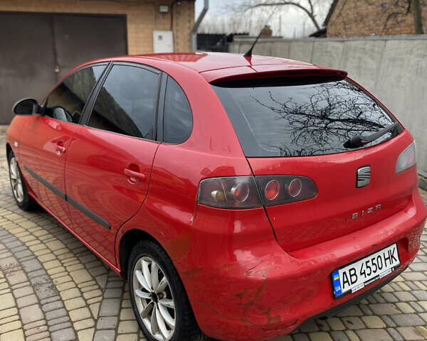 Красный Сеат Ибица, объемом двигателя 1.39 л и пробегом 172 тыс. км за 2699 $, фото 2 на Automoto.ua