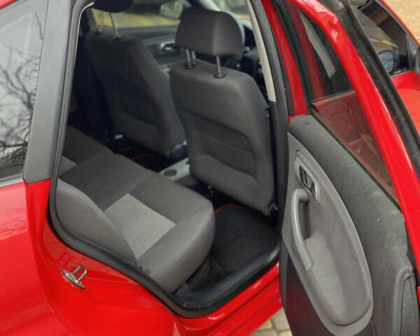 Красный Сеат Ибица, объемом двигателя 1.39 л и пробегом 172 тыс. км за 2699 $, фото 10 на Automoto.ua