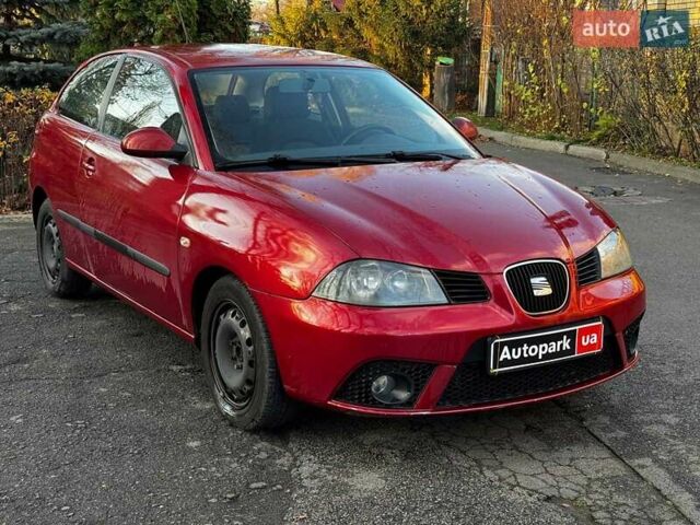 Красный Сеат Ибица, объемом двигателя 2 л и пробегом 126 тыс. км за 3990 $, фото 2 на Automoto.ua
