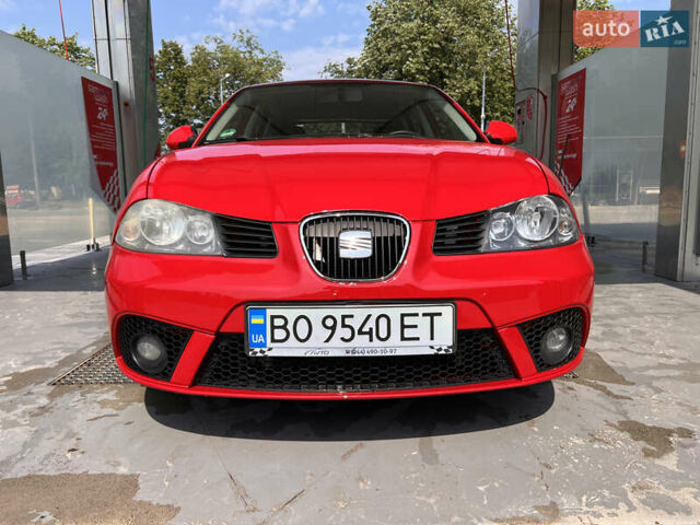 Красный Сеат Ибица, объемом двигателя 1.2 л и пробегом 211 тыс. км за 3999 $, фото 1 на Automoto.ua