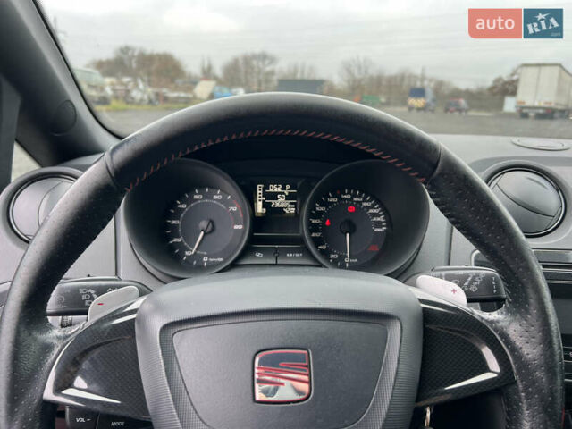 Красный Сеат Ибица, объемом двигателя 1.4 л и пробегом 236 тыс. км за 7400 $, фото 38 на Automoto.ua