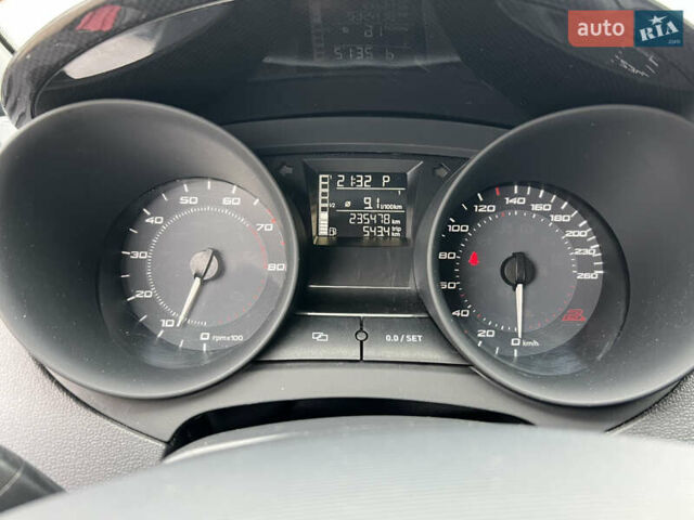 Красный Сеат Ибица, объемом двигателя 1.4 л и пробегом 235 тыс. км за 7100 $, фото 29 на Automoto.ua