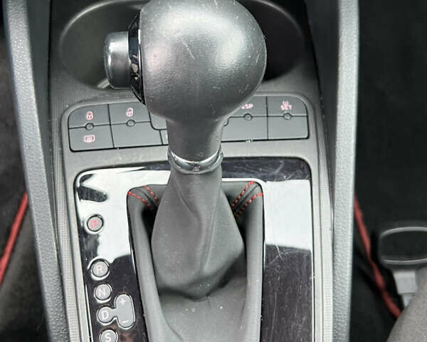 Красный Сеат Ибица, объемом двигателя 1.4 л и пробегом 236 тыс. км за 7400 $, фото 44 на Automoto.ua