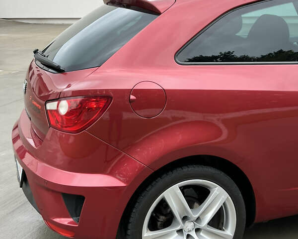 Красный Сеат Ибица, объемом двигателя 1.4 л и пробегом 235 тыс. км за 7100 $, фото 12 на Automoto.ua