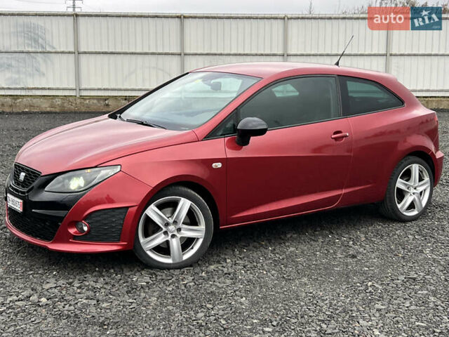 Красный Сеат Ибица, объемом двигателя 1.4 л и пробегом 236 тыс. км за 7400 $, фото 1 на Automoto.ua