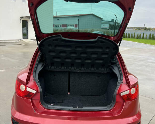 Красный Сеат Ибица, объемом двигателя 1.4 л и пробегом 235 тыс. км за 7100 $, фото 37 на Automoto.ua