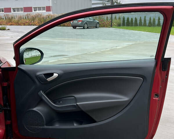 Красный Сеат Ибица, объемом двигателя 1.4 л и пробегом 235 тыс. км за 7100 $, фото 39 на Automoto.ua