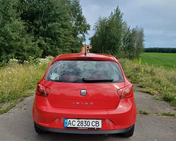 Красный Сеат Ибица, объемом двигателя 1.6 л и пробегом 105 тыс. км за 7300 $, фото 2 на Automoto.ua