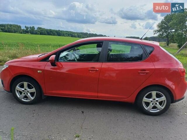 Красный Сеат Ибица, объемом двигателя 1.6 л и пробегом 105 тыс. км за 7300 $, фото 1 на Automoto.ua