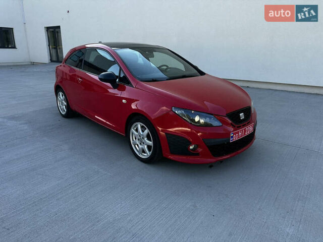Червоний Сеат Ibiza, об'ємом двигуна 1.4 л та пробігом 204 тис. км за 8200 $, фото 2 на Automoto.ua