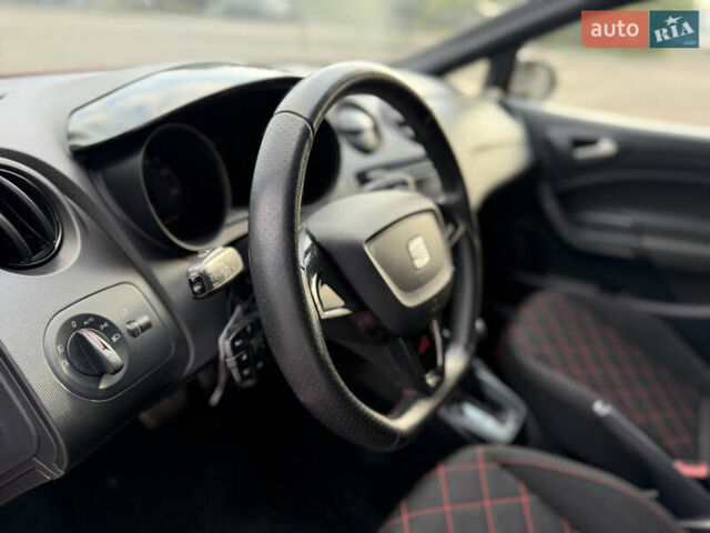 Красный Сеат Ибица, объемом двигателя 1.4 л и пробегом 190 тыс. км за 7999 $, фото 13 на Automoto.ua