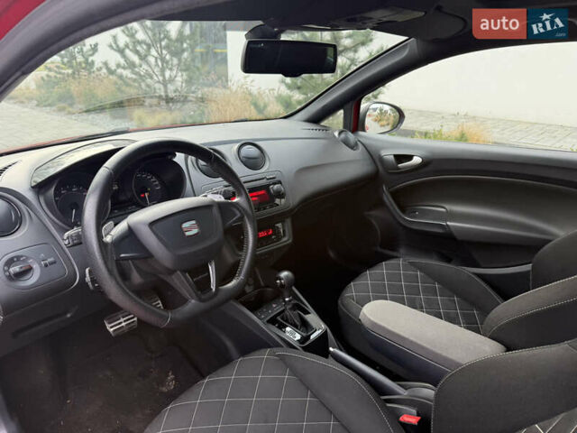 Червоний Сеат Ibiza, об'ємом двигуна 1.4 л та пробігом 206 тис. км за 6999 $, фото 31 на Automoto.ua