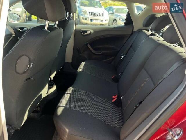 Червоний Сеат Ibiza, об'ємом двигуна 1.4 л та пробігом 218 тис. км за 5990 $, фото 25 на Automoto.ua