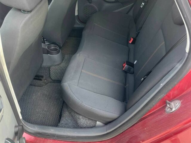 Червоний Сеат Ibiza, об'ємом двигуна 1.4 л та пробігом 284 тис. км за 3899 $, фото 7 на Automoto.ua