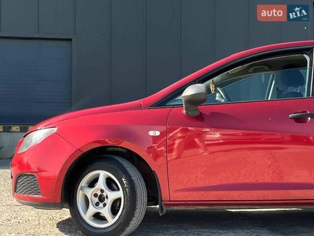 Червоний Сеат Ibiza, об'ємом двигуна 1.4 л та пробігом 218 тис. км за 5990 $, фото 4 на Automoto.ua