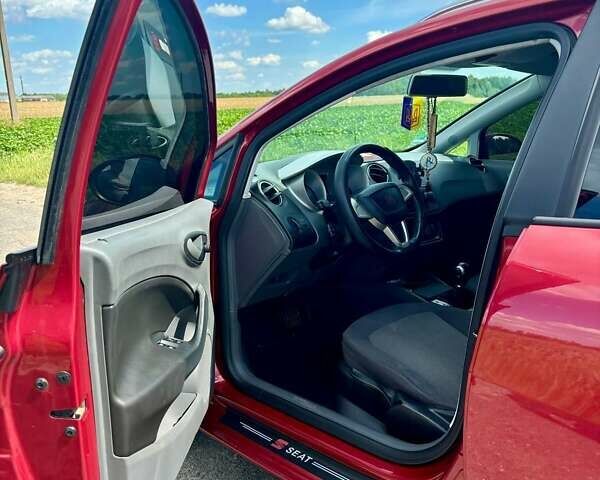 Червоний Сеат Ibiza, об'ємом двигуна 1.2 л та пробігом 205 тис. км за 7300 $, фото 10 на Automoto.ua