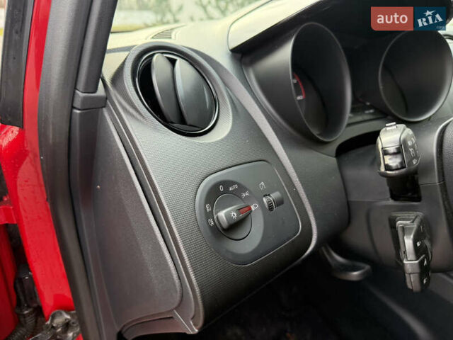 Червоний Сеат Ibiza, об'ємом двигуна 1.4 л та пробігом 206 тис. км за 6999 $, фото 32 на Automoto.ua
