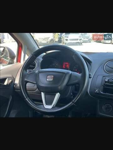 Красный Сеат Ибица, объемом двигателя 1.39 л и пробегом 218 тыс. км за 5100 $, фото 32 на Automoto.ua
