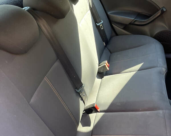 Червоний Сеат Ibiza, об'ємом двигуна 1.39 л та пробігом 222 тис. км за 4500 $, фото 19 на Automoto.ua