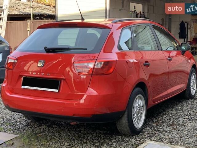 Красный Сеат Ибица, объемом двигателя 1.39 л и пробегом 262 тыс. км за 5500 $, фото 1 на Automoto.ua
