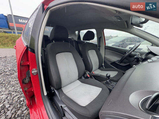 Красный Сеат Ибица, объемом двигателя 1.4 л и пробегом 185 тыс. км за 6900 $, фото 29 на Automoto.ua