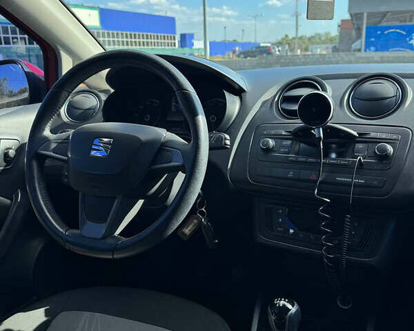 Красный Сеат Ибица, объемом двигателя 1.39 л и пробегом 119 тыс. км за 6800 $, фото 13 на Automoto.ua