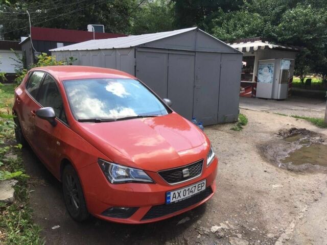 Красный Сеат Ибица, объемом двигателя 1 л и пробегом 50 тыс. км за 8000 $, фото 2 на Automoto.ua