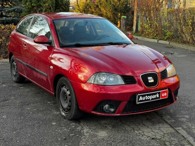 Красный Сеат Ибица, объемом двигателя 2 л и пробегом 126 тыс. км за 3990 $, фото 2 на Automoto.ua