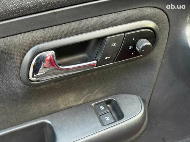 Красный Сеат Ибица, объемом двигателя 2 л и пробегом 126 тыс. км за 3990 $, фото 13 на Automoto.ua