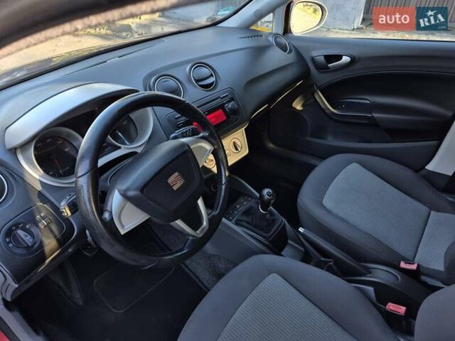 Красный Сеат Ибица, объемом двигателя 1.2 л и пробегом 201 тыс. км за 4900 $, фото 12 на Automoto.ua