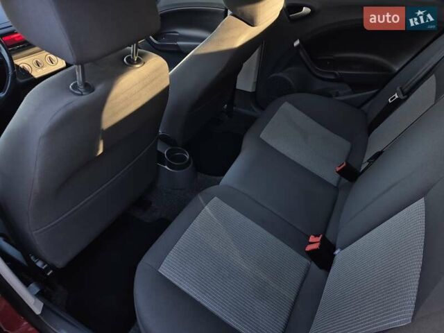 Красный Сеат Ибица, объемом двигателя 1.2 л и пробегом 201 тыс. км за 4900 $, фото 28 на Automoto.ua