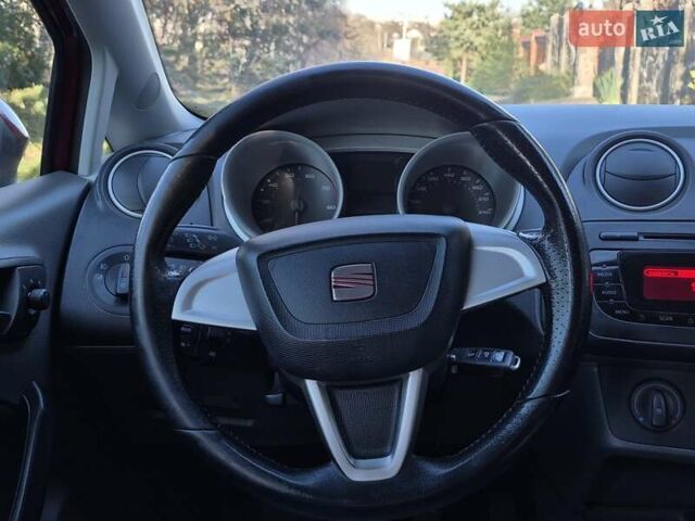 Красный Сеат Ибица, объемом двигателя 1.2 л и пробегом 201 тыс. км за 4900 $, фото 16 на Automoto.ua