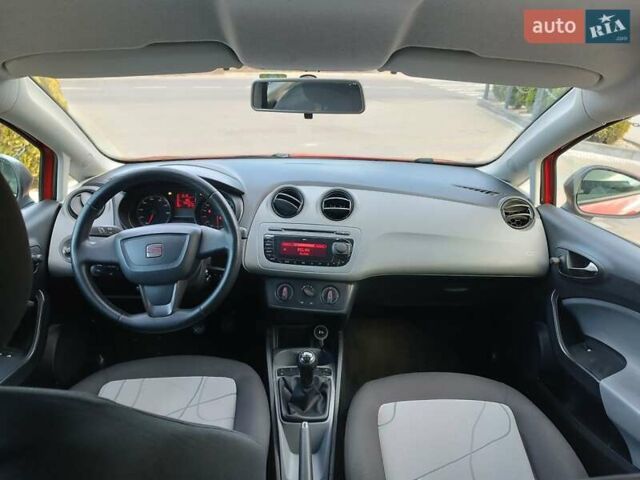Сеат Ибица 2012 в Львове на Automoto.ua Красный Сеат Ибица, объемом двигателя 1.39 л и пробегом 262 тыс. км за 4300 $, фото 16 на Automoto.ua